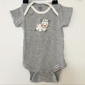 Gerber- onesie, unisex, gray w/lamb, size 3-6 mos